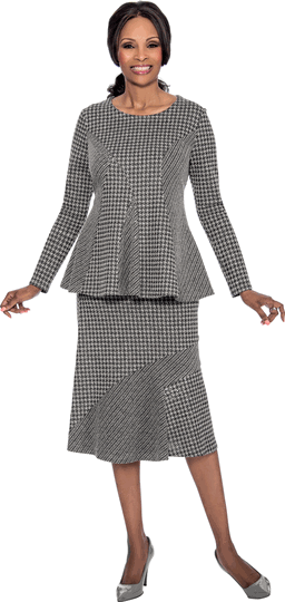 Style 7629
Size 8-24