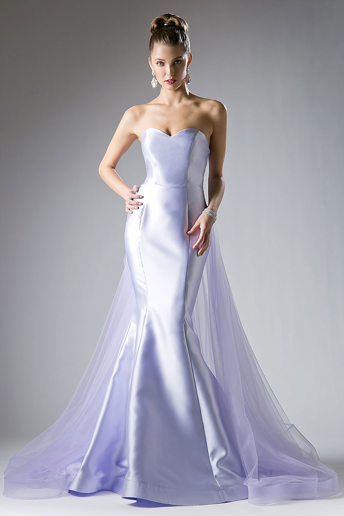 smcCD13490
Sizes 4-14