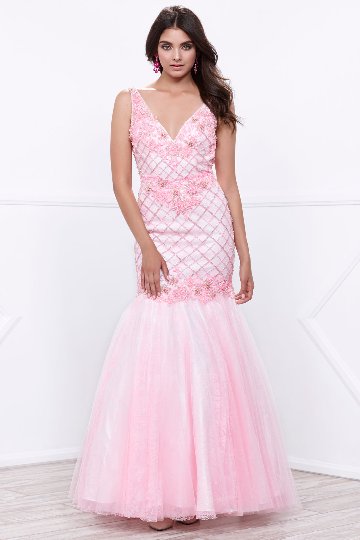 smcNX8329
Sizes XS-2XL 